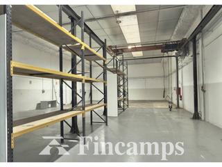 Miete Fabrikhalle  Mossèn cinto verdaguer. Nave industrial en alquiler en gràcia08205