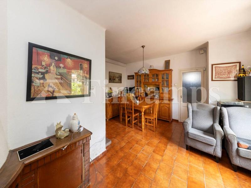 Foto e74c8fda-1850-4152-8080-bea6ab0f555f. Casa amb aparcament a Sol i Padrís - Sant Oleguer Sabadell