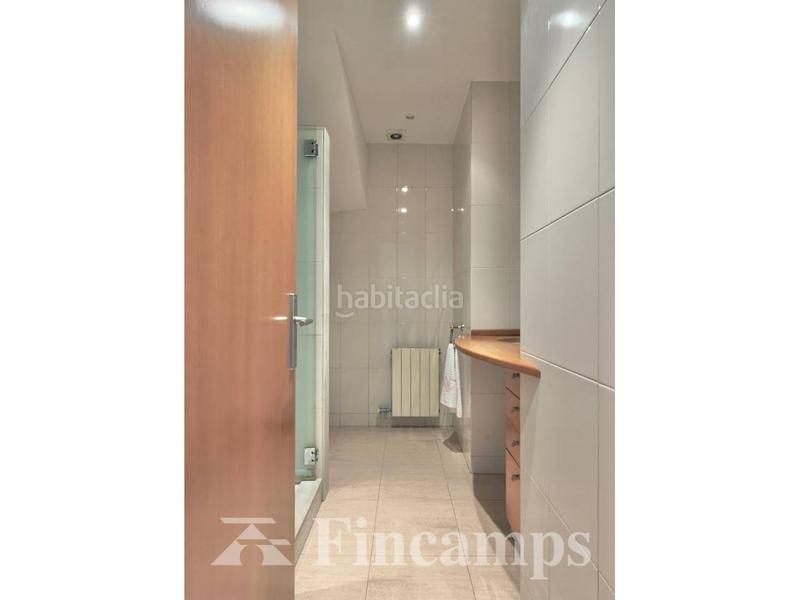 Foto 767926d3-0955-442b-975f-6eb1744b2a52. Lloguer oficina amb calefacció a Centre Sabadell