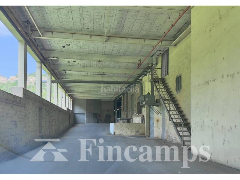 Foto 5ee0a3ff-e644-4ce3-ba05-5d37844b6f21. Capannone industriale in joaquim borràs 1 in Castellbell i el Vilar