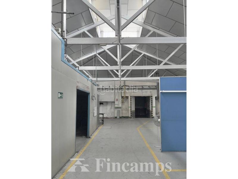 Foto 6b7416cf-d245-43e4-b7cc-3c95cadd5725. Capannone industriale in joaquim borràs 1 in Castellbell i el Vilar