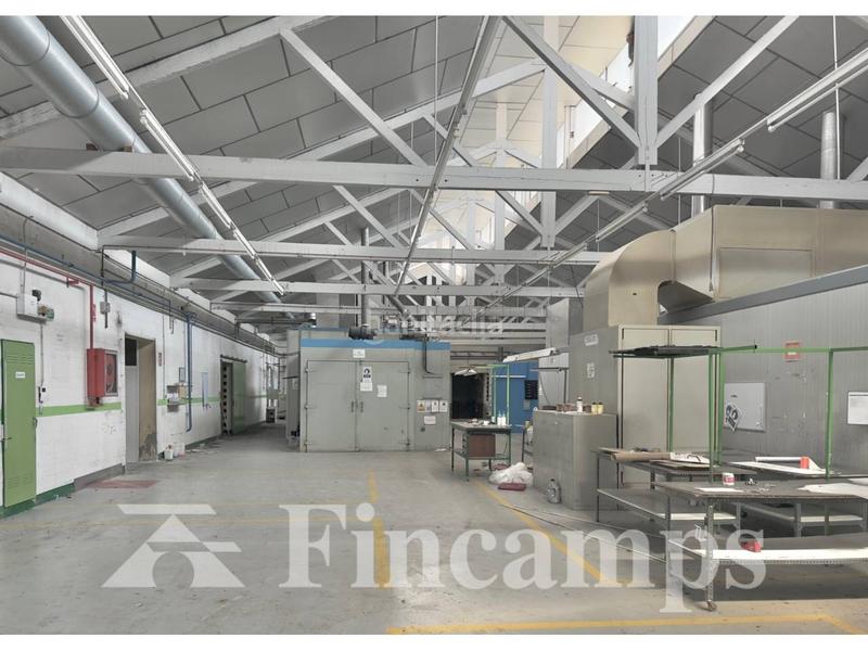 Foto c3475076-8f26-4c88-b4ed-e4aca38d48e3. Capannone industriale in joaquim borràs 1 in Castellbell i el Vilar