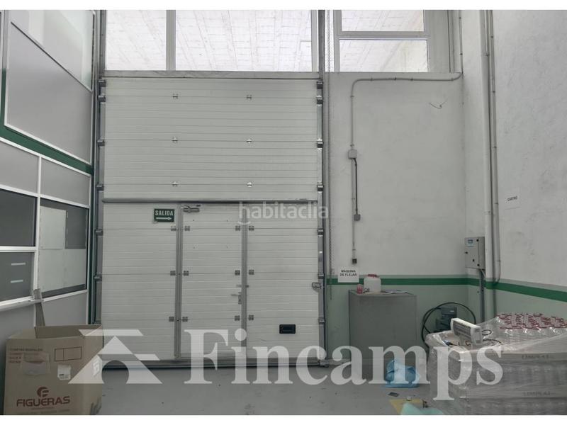 Foto f81a8b59-d09a-472f-884f-c79961d35fc8. Capannone industriale in joaquim borràs 1 in Castellbell i el Vilar