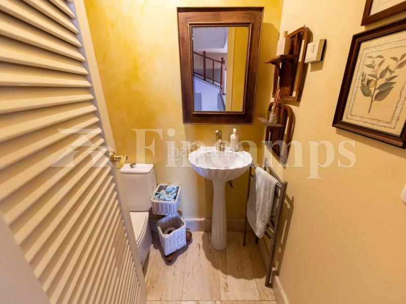 Foto 340af456-d15f-4d0c-b6aa-756fdb0f2a92. Casa con riscaldamento parcheggio piscina in Bellaterra