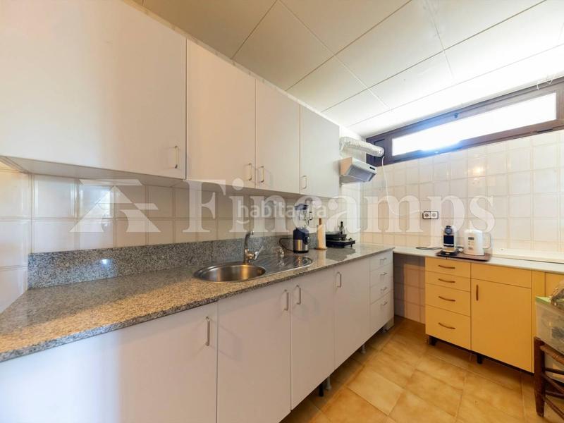 Foto 7496f471-7264-49c7-abc4-b20c0f6afe8c. Casa con riscaldamento parcheggio piscina in Bellaterra