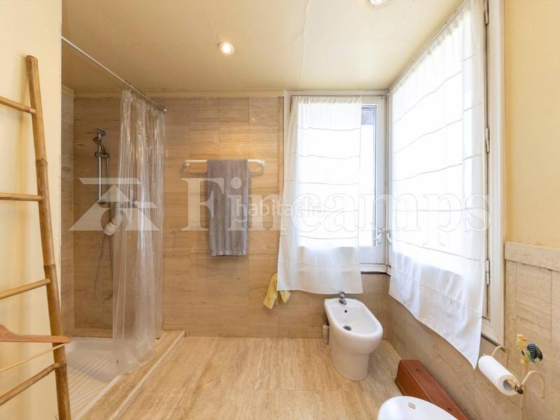 Foto 9bbd0b3a-9e28-46f6-976f-27574b4ae512. Casa con riscaldamento parcheggio piscina in Bellaterra