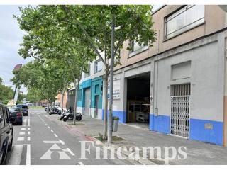 Nave industrial  Comerç. Nave en venta en sabadell