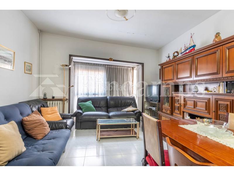 Foto 00e93efc-583b-4e68-b234-b932953f6dd6. Casa  con garaje y buhardilla en Creu de Barberà Sabadell