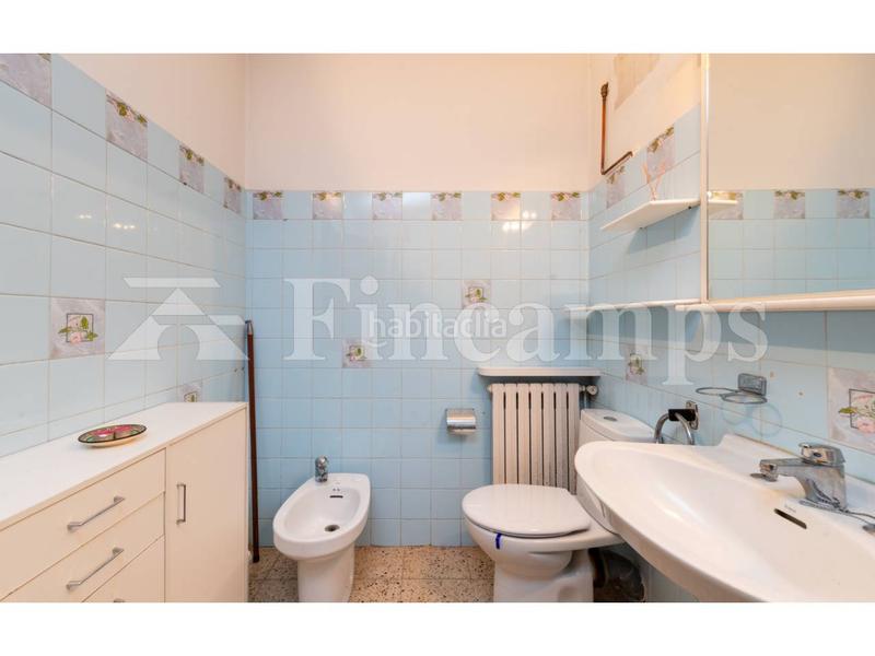 Foto a42b3e79-7da4-41ed-bfbb-698196b83648. Casa  con garaje y buhardilla en Creu de Barberà Sabadell