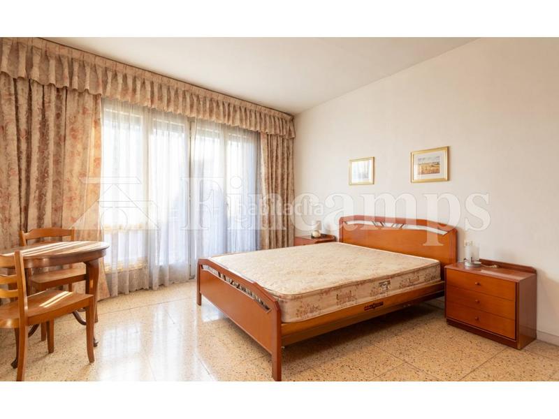 Foto f96f9dbf-3032-423f-b37a-ab442a83f3be. Casa  con garaje y buhardilla en Creu de Barberà Sabadell