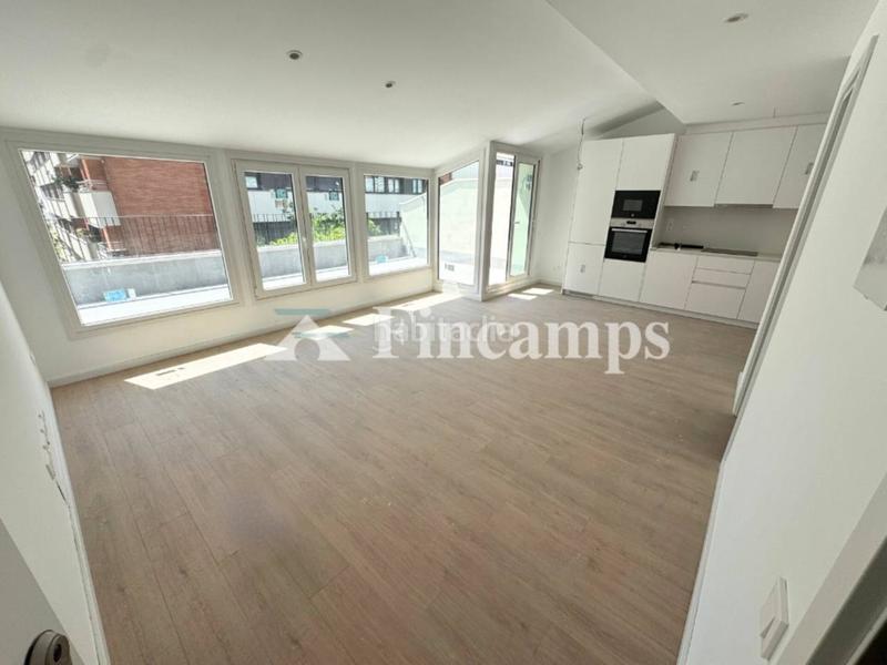 Foto 25a033e8-8a67-480d-b1da-330d8ecdc786. Attico in alemanya 36 in Centre Sabadell