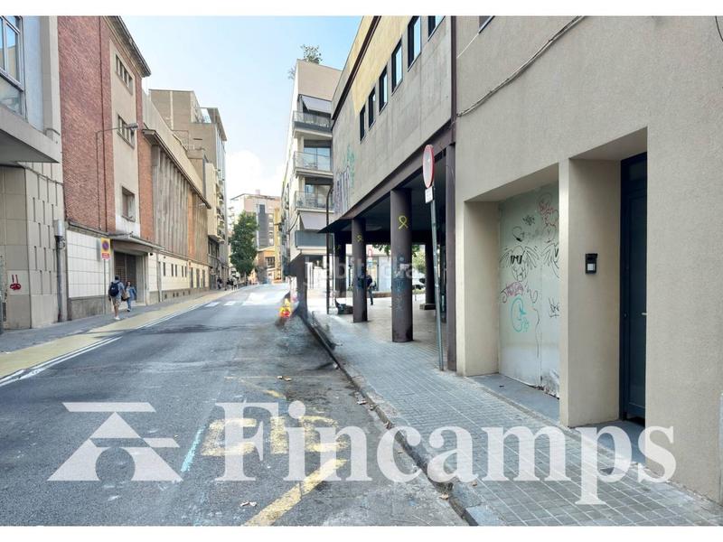 Foto 6b92700b-8230-40ca-8c01-6c475905d4b8. Lloguer local comercial a Centre Sabadell