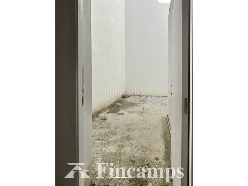 Foto d1a2c024-59bd-4dd8-921a-d70582c1221e. Lloguer local comercial a Centre Sabadell