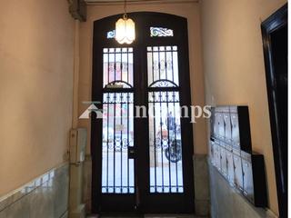 Etagenwohnung  Àngels. Pis per reformar al barri del raval, barcelona