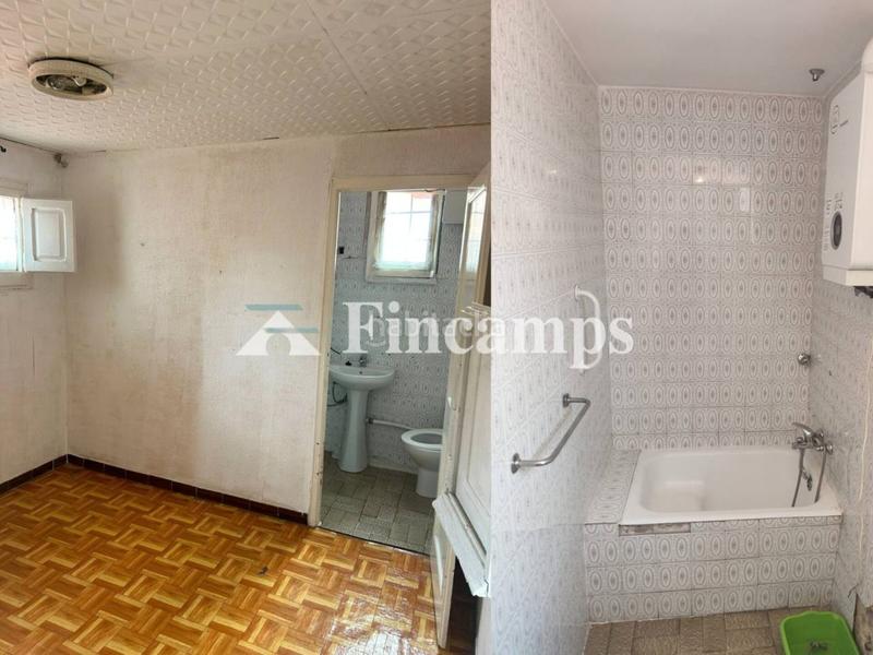 Foto 3a5c8ade-d007-40f5-8eba-ad108e30b99b. Pis a Raval Barcelona