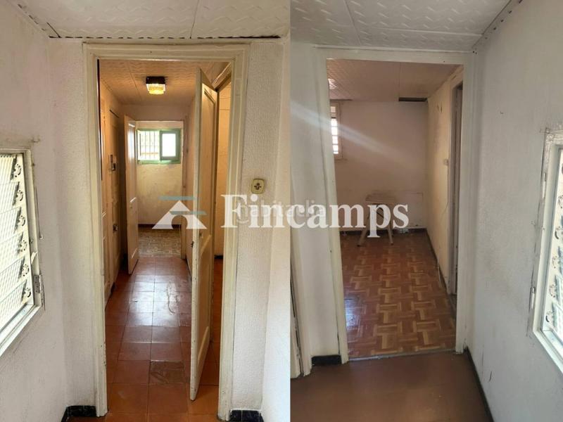 Foto 68187b37-25c2-4978-828c-86b17b7cbd2c. Pis a Raval Barcelona