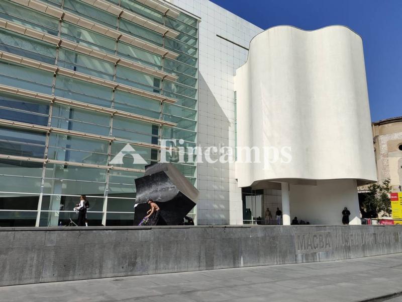 Foto 788624f6-beae-461f-a870-276a19231903. Pis a Raval Barcelona