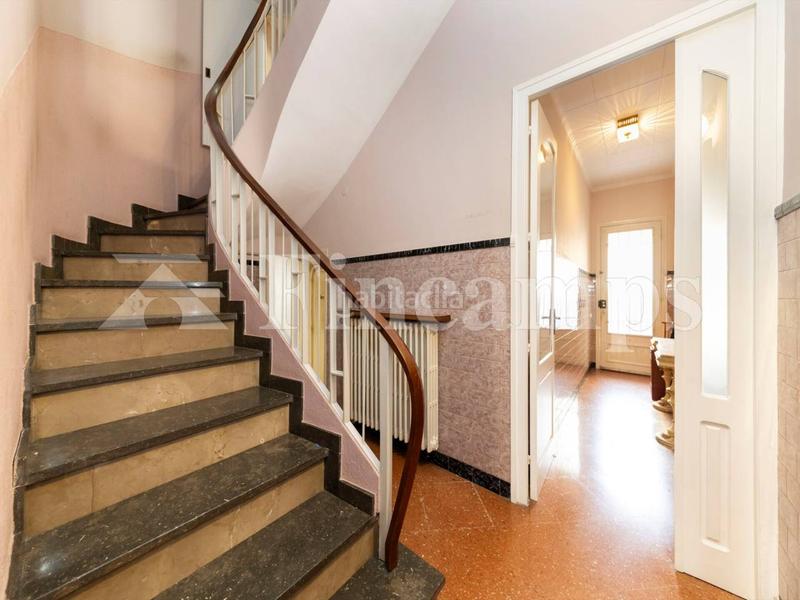 Foto 8b71fbea-b50b-49c1-b60e-988018c3d128. Casa amb aparcament a Sol i Padrís - Sant Oleguer Sabadell