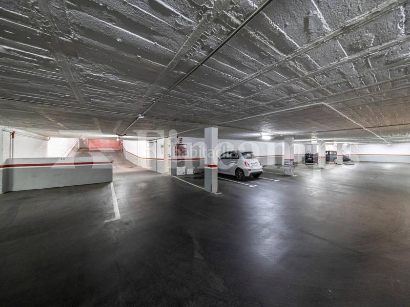 Foto 52a518a0-681d-4537-aec2-99dd517b4923. Pis a zurbano 5 a Centre Sabadell