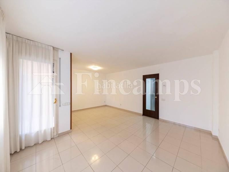 Foto 7ab79b5d-3f9f-40ff-a142-66337b0b71dc. Pis a zurbano 5 a Centre Sabadell