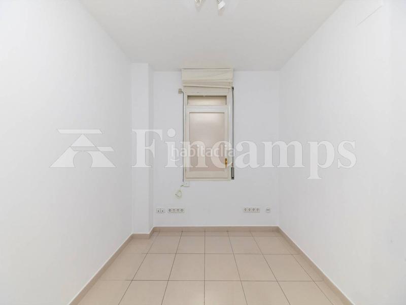 Foto bf31469c-3503-4f68-b514-8dc106091f21. Pis a zurbano 5 a Centre Sabadell