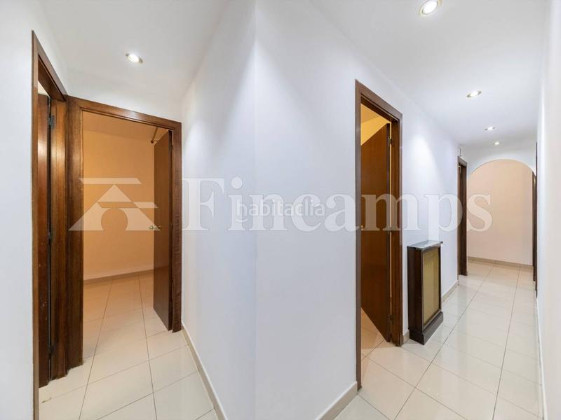 Foto d43f7b59-8574-4506-97e6-e69c33b65b21. Pis a zurbano 5 a Centre Sabadell