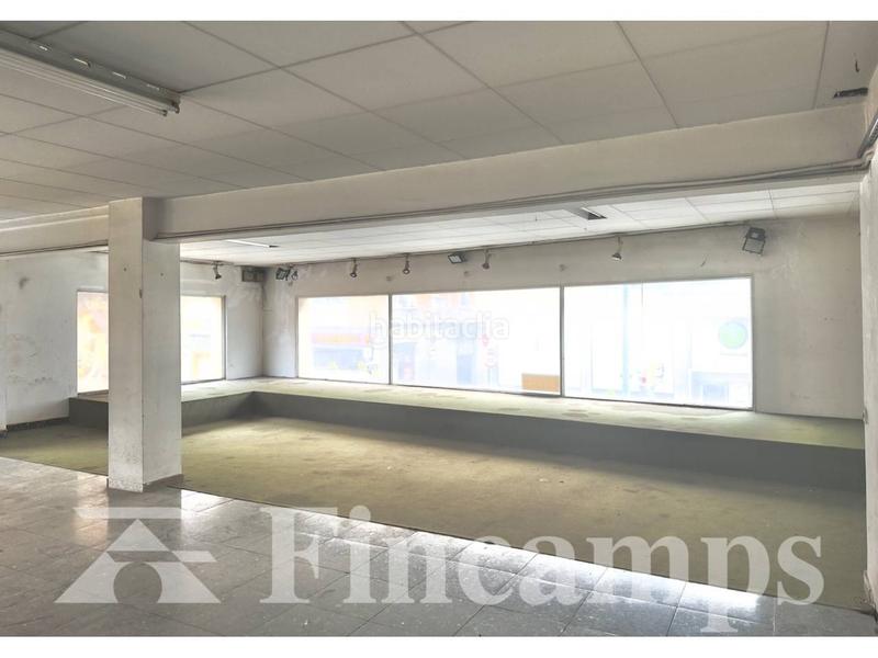 Foto 5b559ab9-81f0-4bf2-bbad-f029c3b720e9. Rent business premise in barcelona 26 in Gràcia Sabadell