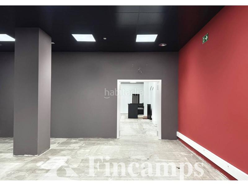 Foto 39d9ac07-7103-4438-9eaf-b599b8673580. Lloguer local comercial a Centre Sabadell