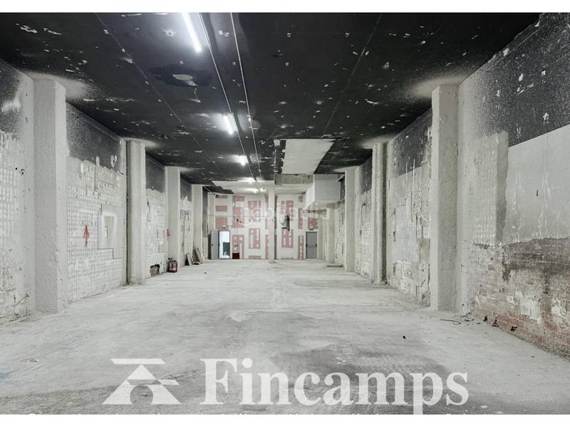 Foto aa672c26-795d-4d36-873a-6e0b7cd1a7be. Lloguer local comercial a Centre Sabadell