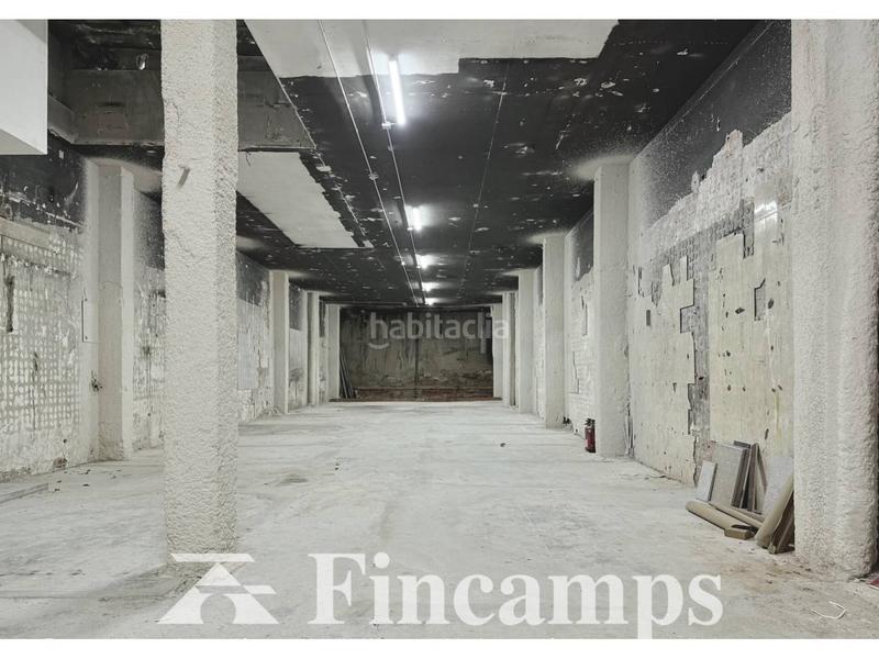 Foto 4f70fe48-8438-490b-a5f9-377113ef44a6. Location local commercial dans Centre Sabadell