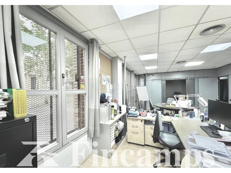 Foto a9665c7e-b17a-45f3-9e21-2d363b722fc3. Locale commerciale in Gràcia Sabadell