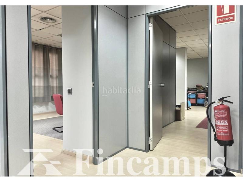 Foto e1085515-418b-41c5-82f2-978c5577ac5c. Locale commerciale in Gràcia Sabadell