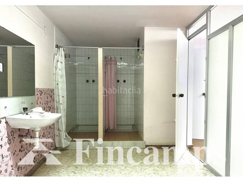 Foto 5051fc69-db25-427b-96ce-3a3d4899ea76. Lloguer local comercial a Centre Sabadell