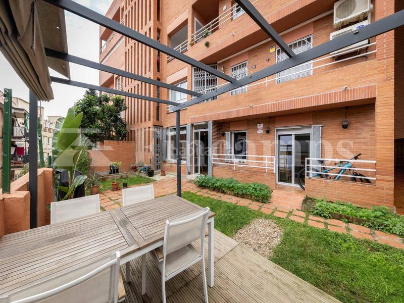 Foto 0f2335ed-a485-48f9-b4e3-b3395b445798. Appartamento con riscaldamento parcheggio in La Font d´en Fargues Barcelona