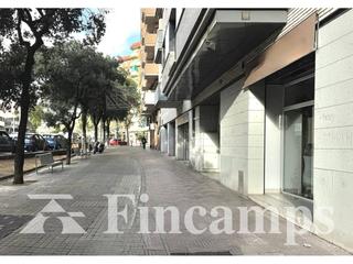 Local commercial  Alguersuari i pascual. Peluquería en venta en sabadell