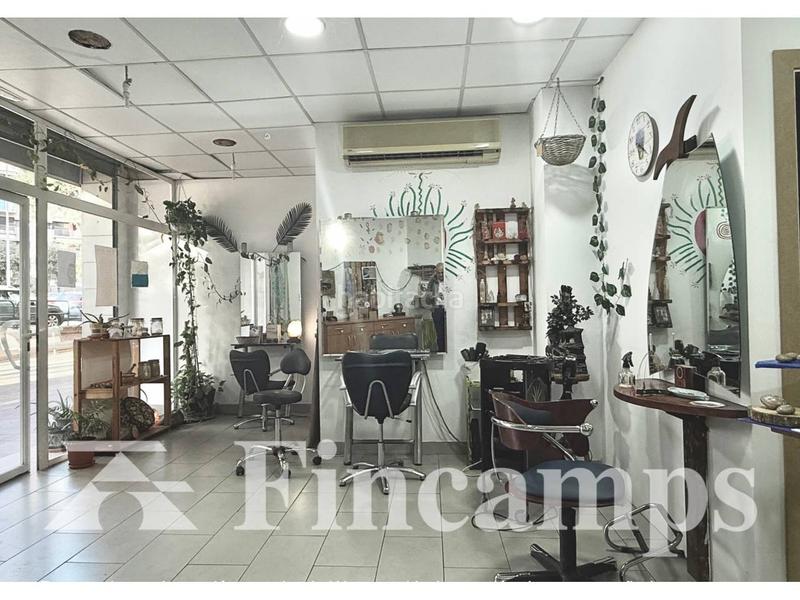 Foto c9cc8564-5cde-4f8d-9c28-f3d187860e1a. Local comercial peluquería en venta en Sol i Padrís - Sant Oleguer Sabadell