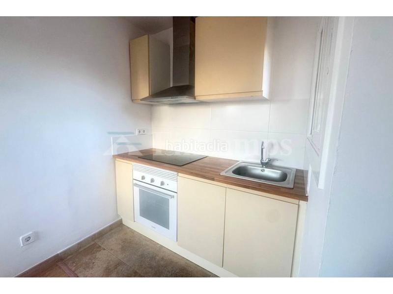 Foto 076adec8-c8cb-4187-b0a5-e8d035a9ae2e. Flat in concepció arenal 69 in Creu de Barberà Sabadell