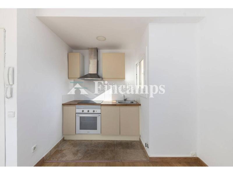 Foto b698546a-bba3-474e-a761-6a09f36bdad9. Flat in concepció arenal 69 in Creu de Barberà Sabadell