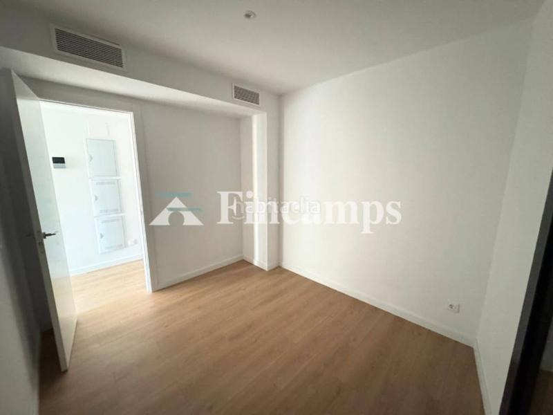 Foto bc2c6be5-19d7-4010-97f5-7e00a82fafbe. Dachwohnung in vallès 30 in Centre Sabadell