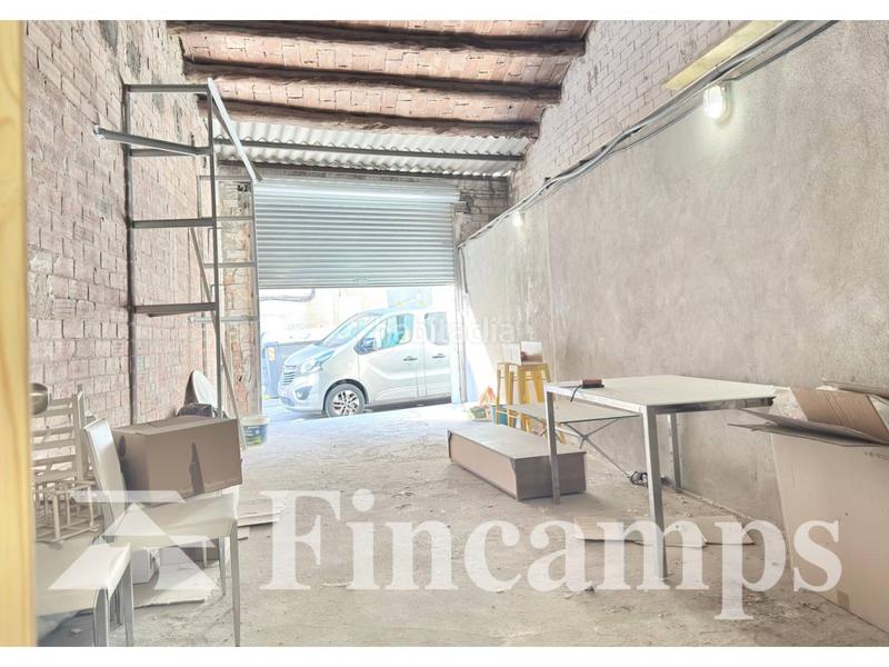 Foto 61c6bfa6-d373-4e99-a5a8-b66227a5c618. Local comercial a Creu de Barberà Sabadell