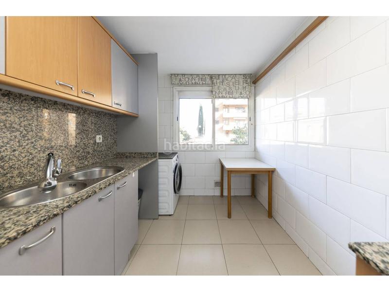 Foto 50f9e5dc-8b75-46dd-9f95-1b0888e5c130. Appartamento con riscaldamento parcheggio in Centre Sabadell