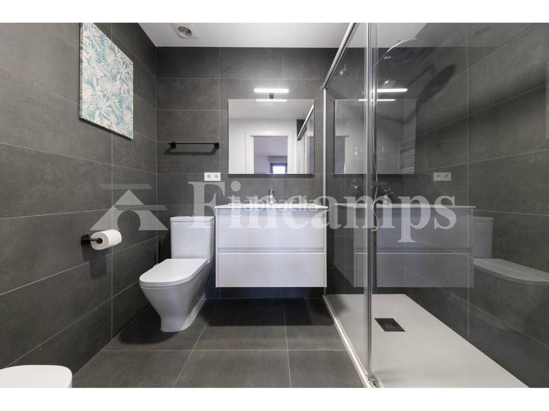 Foto c18fc1f9-5852-4790-856a-b95620deb41d. Appartement avec chauffage parking dans Centre Sabadell