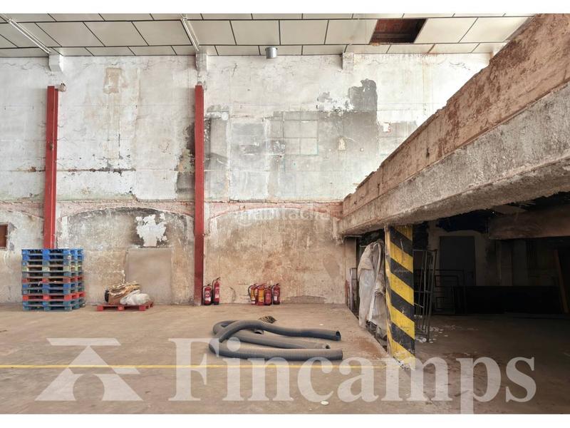 Foto c52f8319-73d7-473c-b432-628d3cd16af3. Alquiler nave industrial en can quadres 1 nave industrial en alquiler en eixamplesant oleguer08203 en Sabadell