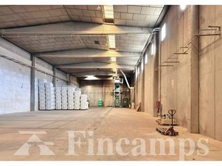 Rent Industrial building in Can quadres 1. Nave industrial en alquiler en eixamplesant oleguer08203