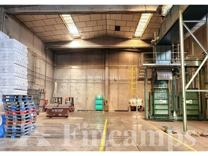 Foto 129b7025-c99b-4aa4-a0c8-a3d3df8c7684. Affitto capannone industriale in can quadres 1 in Sabadell