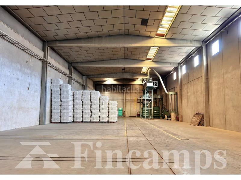 Foto 63490f45-e347-44a9-9c54-f7a00dfce608. Affitto capannone industriale in can quadres 1 in Sabadell