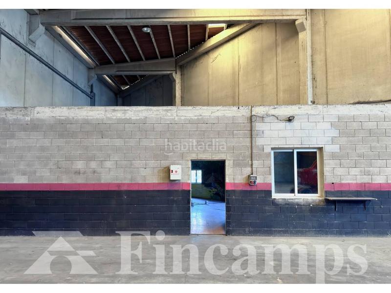 Foto 7d8c3439-3461-4ac8-bfdb-3347a7137a0a. Affitto capannone industriale in can quadres 1 in Sabadell