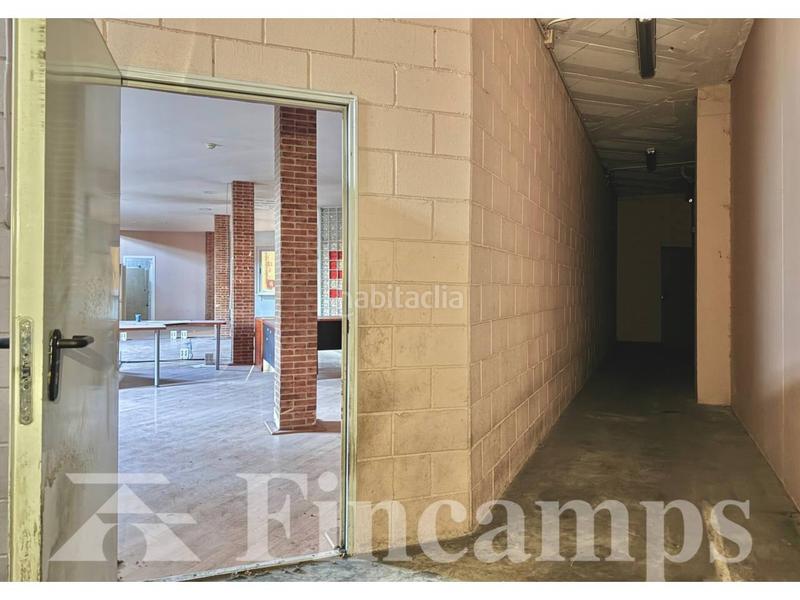 Foto ffe55324-8954-4e35-9300-3e1411316eae. Affitto capannone industriale in can quadres 1 in Sabadell
