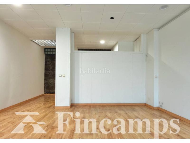 Foto 30f908a7-8176-4e96-9d0a-1076fb300ff8. Location local commercial dans Centre Sabadell