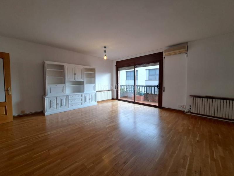 Foto 873d3cd0-7a70-43b8-8572-a891bd423cc2. Alquiler piso  en alquiler en Centre en Centre Sabadell